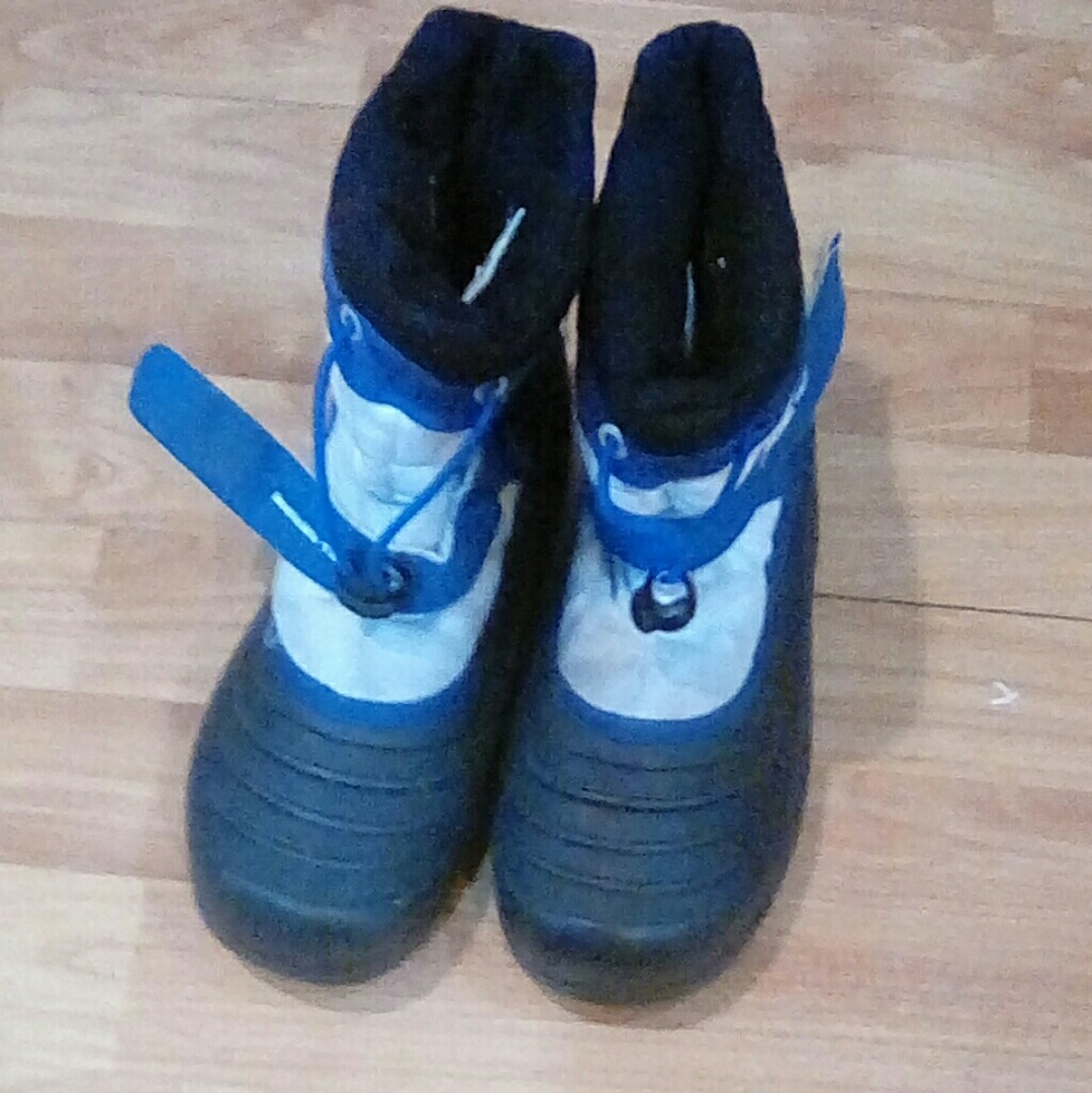 Boys winter boots